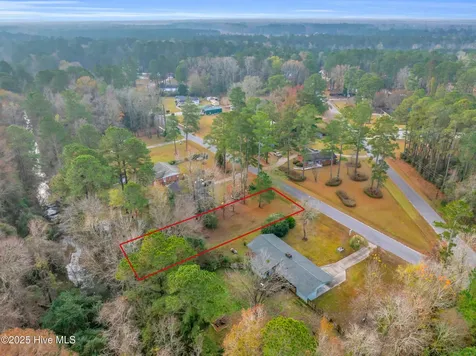 14 Crabapple Lane Lake Waccamaw NC 28450