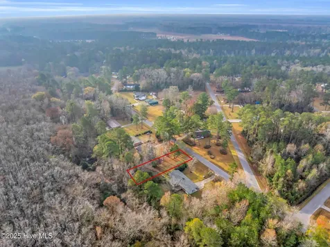14 Crabapple Lane Lake Waccamaw NC 28450