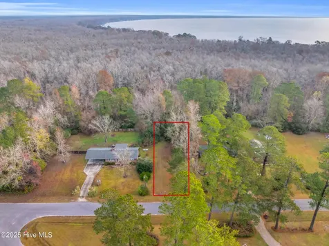 14 Crabapple Lane Lake Waccamaw NC 28450