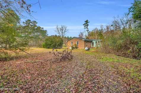 14 Crabapple Lane Lake Waccamaw NC 28450