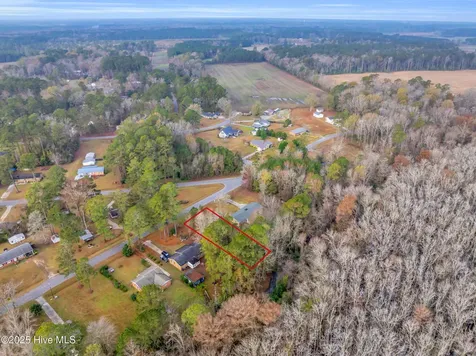 14 Crabapple Lane Lake Waccamaw NC 28450
