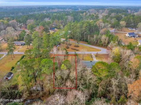 14 Crabapple Lane Lake Waccamaw NC 28450