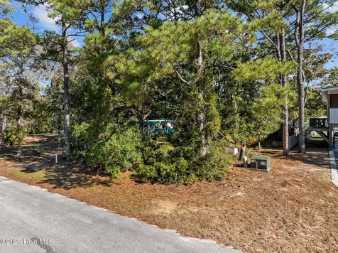 218 NE 72nd Street Oak Island NC 28465