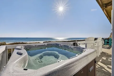874 Villas Drive North Topsail Beach NC 28460