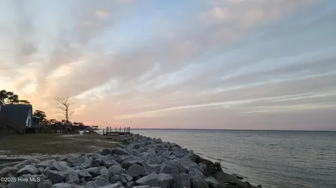 187 Pamlico Parkway Beaufort NC 28516