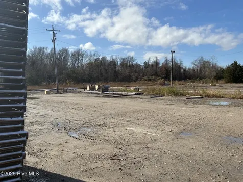 141 Knobbs Creek Drive Elizabeth City NC 27909