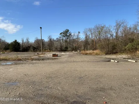 141 Knobbs Creek Drive Elizabeth City NC 27909