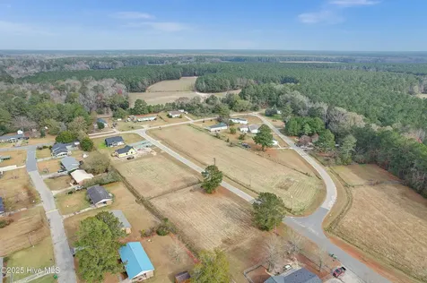 88 Hillside Street Clarkton NC 28433