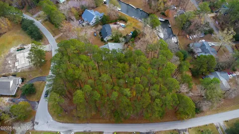 50 Gilgo Road Oriental NC 28571