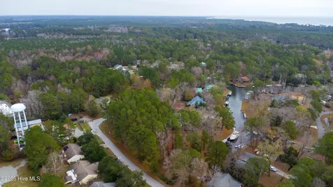 50 Gilgo Road Oriental NC 28571