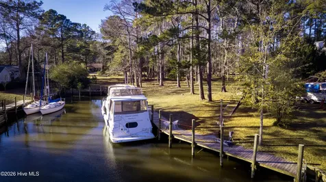 50 Gilgo Road Oriental NC 28571