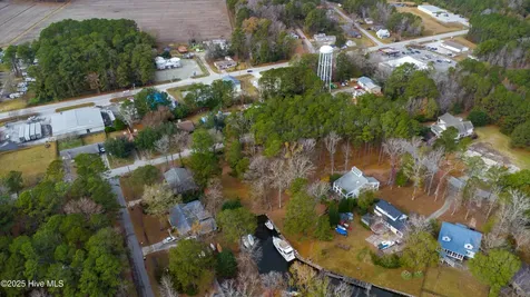 50 Gilgo Road Oriental NC 28571