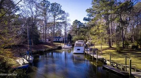 50 Gilgo Road Oriental NC 28571