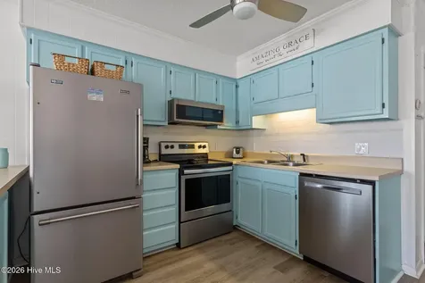 301 Commerce Way Atlantic Beach NC 28512