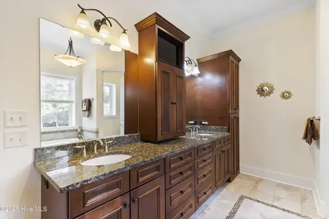 3992 Wyndmere Drive Southport NC 28461