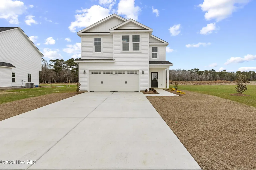 900 Wild Azalea Way Hubert NC 28539