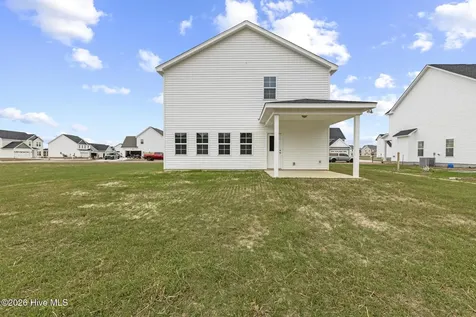 900 Wild Azalea Way Hubert NC 28539