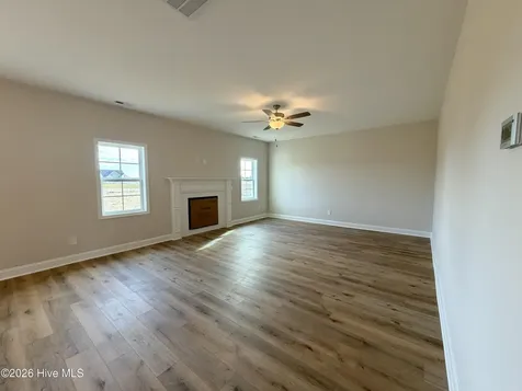 903 Wild Azalea Way Hubert NC 28539