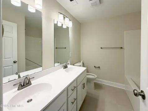 763 Aria Lane Hubert NC 28539