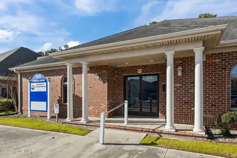 305 Commerce Avenue Morehead City NC 28557