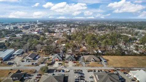 305 Commerce Avenue Morehead City NC 28557