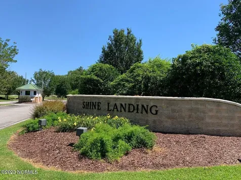 21 Meadow Lane Arapahoe NC 28510
