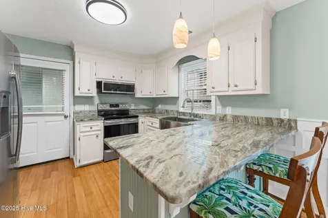 142 Carolina Avenue Holden Beach NC 28462