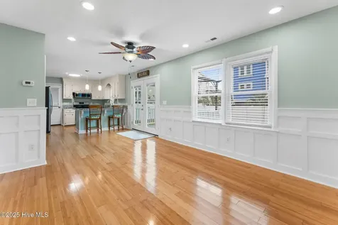 142 Carolina Avenue Holden Beach NC 28462