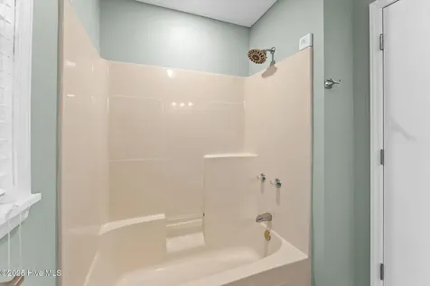 142 Carolina Avenue Holden Beach NC 28462