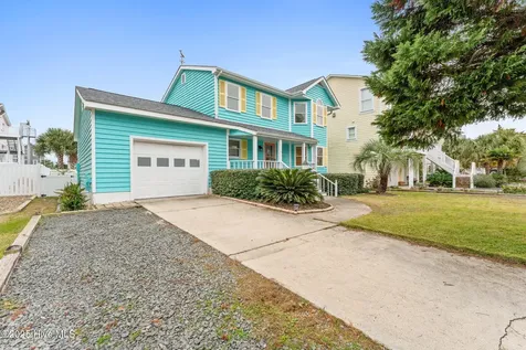 142 Carolina Avenue Holden Beach NC 28462