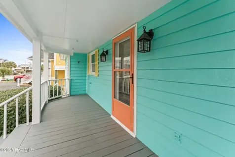 142 Carolina Avenue Holden Beach NC 28462