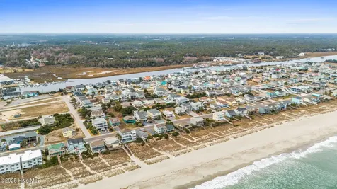142 Carolina Avenue Holden Beach NC 28462