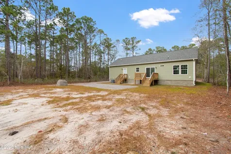 9163 Southern Boulevard SE Winnabow NC 28479