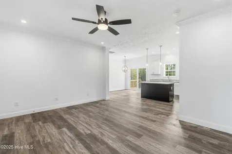9163 Southern Boulevard SE Winnabow NC 28479