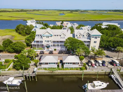 21 Keelson Row Bald Head Island NC 28461