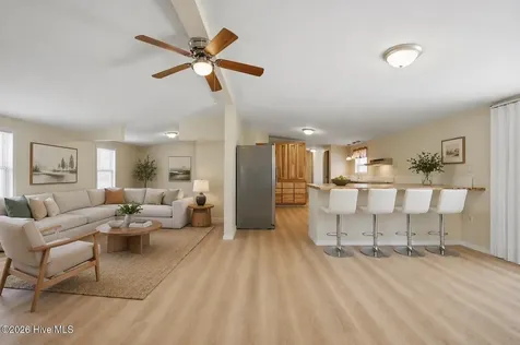 110 Seaview Drive Elizabeth City NC 27909