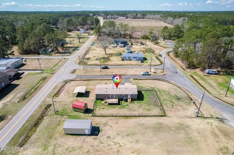 110 Seaview Drive Elizabeth City NC 27909