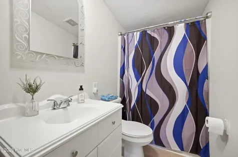 110 Seaview Drive Elizabeth City NC 27909