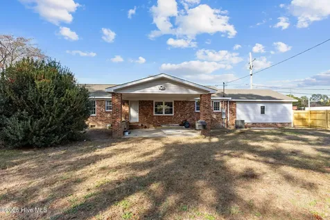 3819 Cumberland Road Fayetteville NC 28306