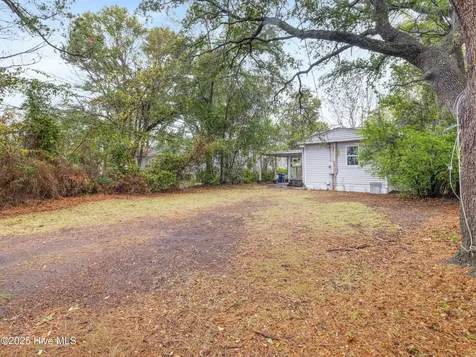 125 Preston Road Jacksonville NC 28540