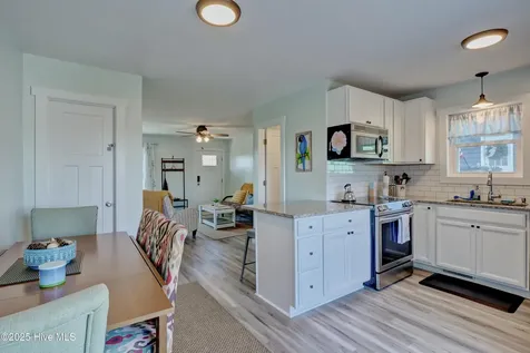 202 Bayview Drive North Topsail Beach NC 28460