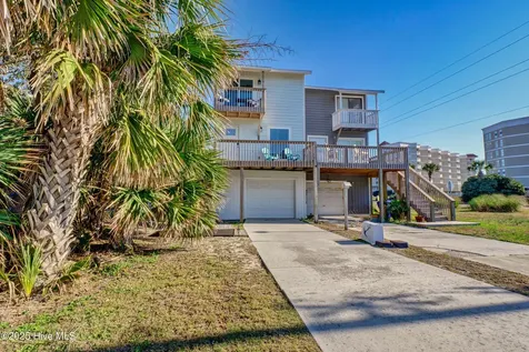 202 Bayview Drive North Topsail Beach NC 28460