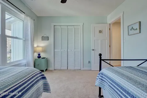 202 Bayview Drive North Topsail Beach NC 28460