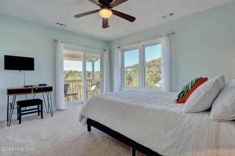 202 Bayview Drive North Topsail Beach NC 28460