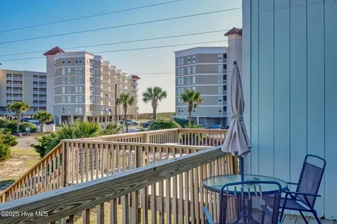202 Bayview Drive North Topsail Beach NC 28460