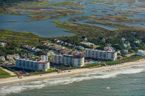 202 Bayview Drive North Topsail Beach NC 28460