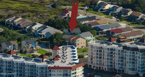 202 Bayview Drive North Topsail Beach NC 28460