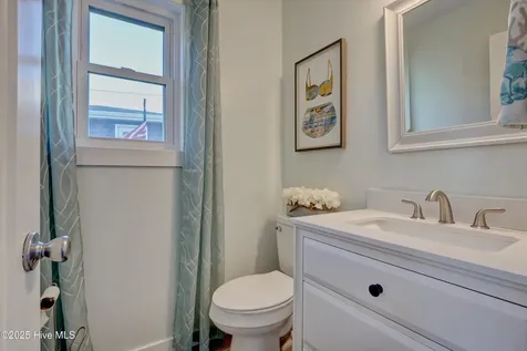 202 Bayview Drive North Topsail Beach NC 28460