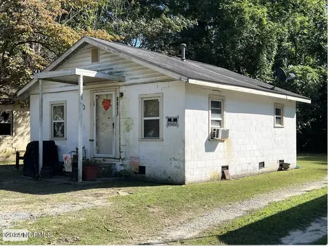 1116 Phillips Street Clinton NC 28328