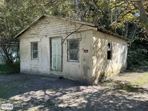 1116 Phillips Street Clinton NC 28328